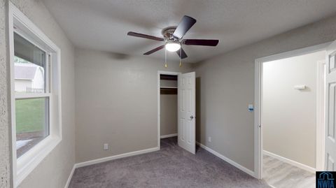 Tiny photo for 403 2nd Ave SE Ave, Sioux Center, IA 51250 (MLS # 829197)