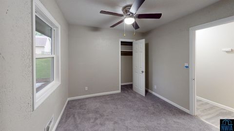 Tiny photo for 403 2nd Ave SE Ave, Sioux Center, IA 51250 (MLS # 829197)