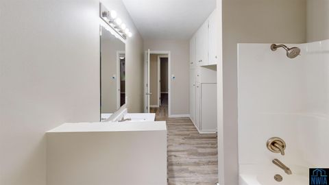 Tiny photo for 403 2nd Ave SE Ave, Sioux Center, IA 51250 (MLS # 829197)