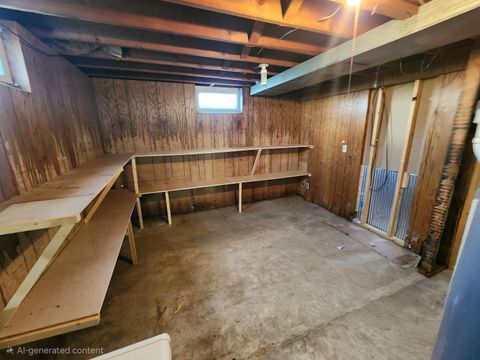 Tiny photo for 1013 Walnut St, Hull, IA 51239 (MLS # 832474)