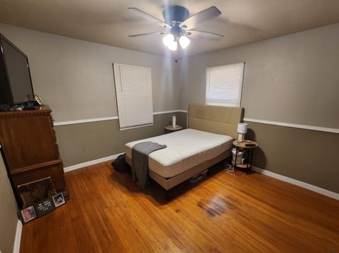 Tiny photo for 1013 Walnut St, Hull, IA 51239 (MLS # 832474)