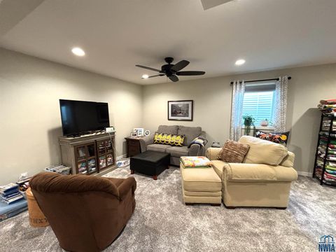 Tiny photo for 1073 14th Cir NE, Sioux Center, IA 51250 (MLS # 830942)