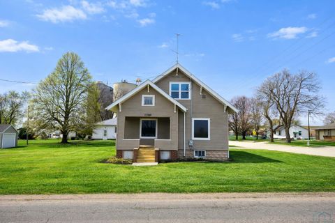 Tiny photo for 707 Colfax St, Boyden, IA 51234 (MLS # 832473)