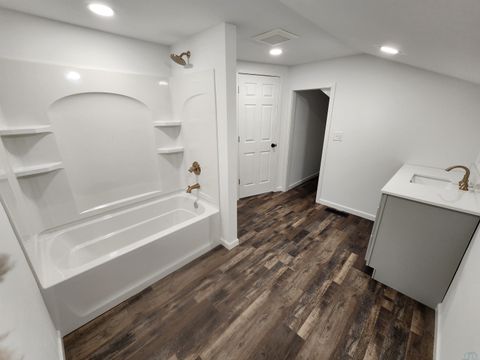 Tiny photo for 707 Colfax St, Boyden, IA 51234 (MLS # 832473)