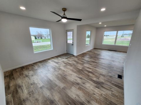 Tiny photo for 707 Colfax St, Boyden, IA 51234 (MLS # 832473)