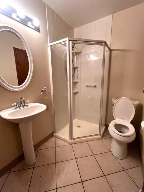 Tiny photo for 123 Normal College Avenue, Sheldon, IA 51201 (MLS # 832347)