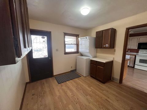 Tiny photo for 123 Normal College Avenue, Sheldon, IA 51201 (MLS # 832347)