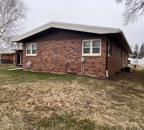 Tiny photo for 123 Normal College Avenue, Sheldon, IA 51201 (MLS # 832347)