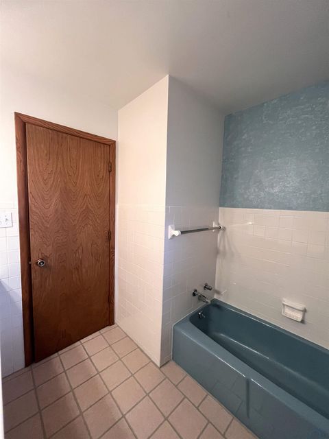 Tiny photo for 123 Normal College Avenue, Sheldon, IA 51201 (MLS # 832347)