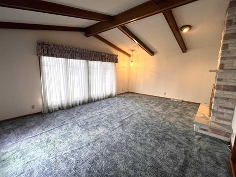 Tiny photo for 123 Normal College Avenue, Sheldon, IA 51201 (MLS # 832347)