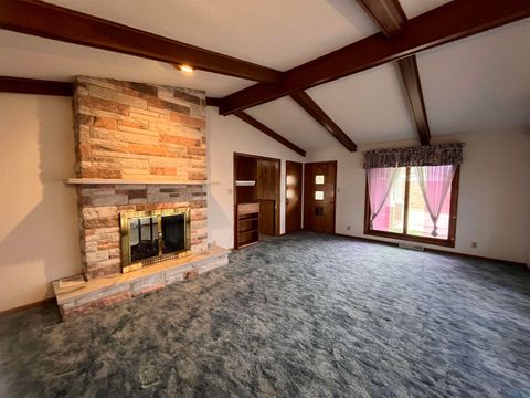 Tiny photo for 123 Normal College Avenue, Sheldon, IA 51201 (MLS # 832347)