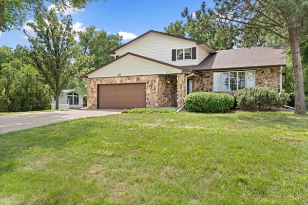 1711 E MAIN ST, VERMILLION, SD 57069 - Image 8d871d0ce618e61dbd79b9fa72d8cd9e/498907919