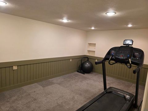 Tiny photo for 703 9th Ave, Sheldon, IA 51201 (MLS # 832316)