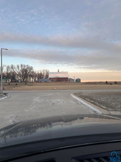 Tiny photo for 302 9th St #3, Orange City, IA 51041 (MLS # 831616)