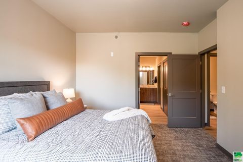 Tiny photo for 1311 Canal Court SE #1.5 One Bed+Den, Orange City, IA 51041 (MLS # 824751)