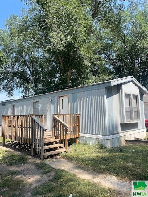 Single Family Residence in Vermillion SD 447 Plum St. #20 St.jpg