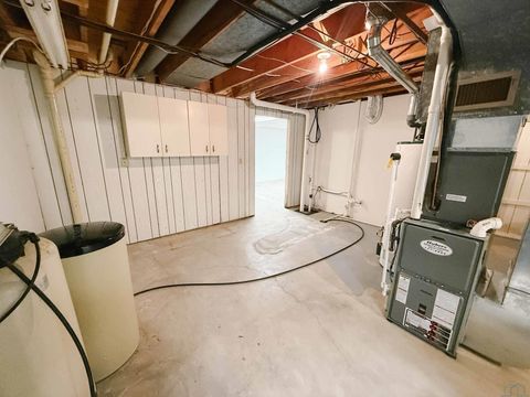 Tiny photo for 513 2nd St NW St, Orange City, IA 51041 (MLS # 831957)