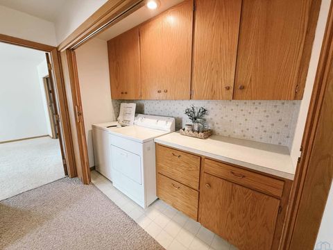 Tiny photo for 513 2nd St NW St, Orange City, IA 51041 (MLS # 831957)