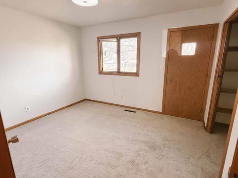 Tiny photo for 513 2nd St NW St, Orange City, IA 51041 (MLS # 831957)