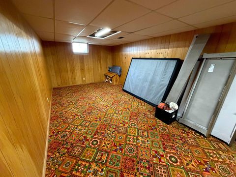 Tiny photo for 221 N 9th Avenue, Sheldon, IA 51201 (MLS # 832558)