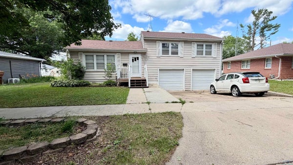 25 N WINDSOR CIR, STORM LAKE, IA 50588 - Image 989fb61c2dece3dd2e86f61d43bdd79d/3305454907