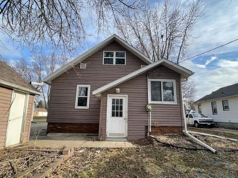 Tiny photo for 1150 11th St, Sheldon, IA 51201 (MLS # 832250)