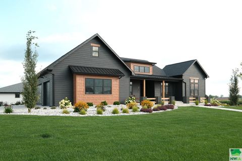 Tiny photo for 716 18th Street SE, Sioux Center, IA 51250 (MLS # 829802)