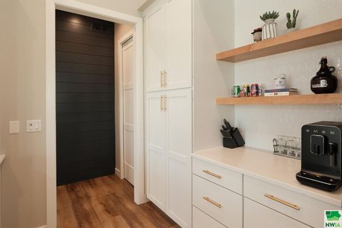 Tiny photo for 716 18th Street SE, Sioux Center, IA 51250 (MLS # 829802)