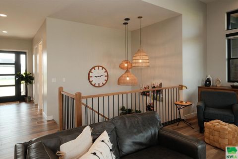 Tiny photo for 716 18th Street SE, Sioux Center, IA 51250 (MLS # 829802)