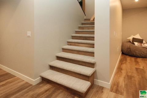 Tiny photo for 716 18th Street SE, Sioux Center, IA 51250 (MLS # 829802)