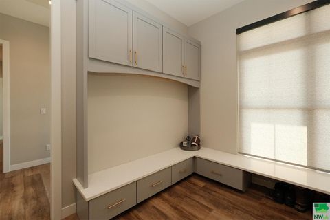 Tiny photo for 716 18th Street SE, Sioux Center, IA 51250 (MLS # 829802)