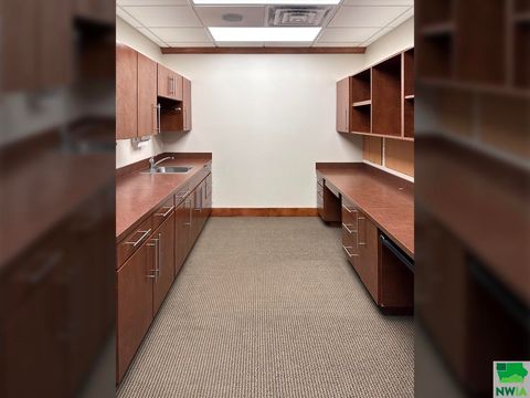 Tiny photo for 318 N Main Ave, Sioux Center, IA 51250 (MLS # 822495)