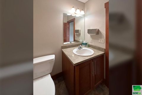 Tiny photo for 318 N Main Ave, Sioux Center, IA 51250 (MLS # 822495)