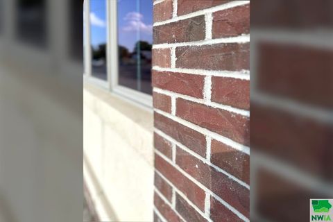 Tiny photo for 318 N Main Ave, Sioux Center, IA 51250 (MLS # 822495)