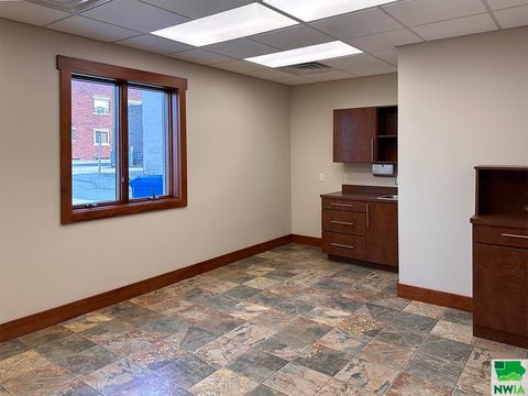 Tiny photo for 318 N Main Ave, Sioux Center, IA 51250 (MLS # 822495)