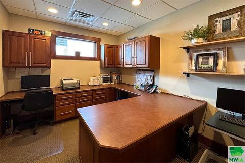 Tiny photo for 318 N Main Ave, Sioux Center, IA 51250 (MLS # 822495)