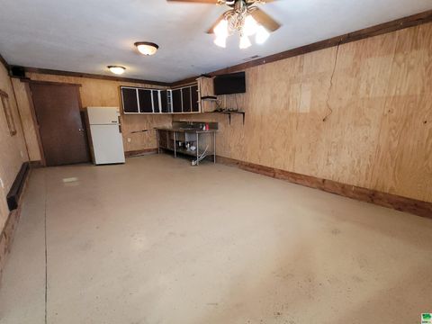 Tiny photo for 410 Pine St, Sheldon, IA 51201 (MLS # 826719)