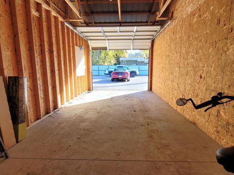 Tiny photo for 410 Pine St, Sheldon, IA 51201 (MLS # 826719)