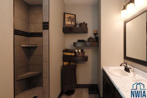 Tiny photo for 1028 8th Ave SE Ave, Sioux Center, IA 51250 (MLS # 830802)