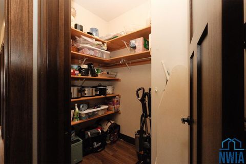 Tiny photo for 1028 8th Ave SE Ave, Sioux Center, IA 51250 (MLS # 830802)