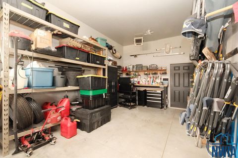 Tiny photo for 1028 8th Ave SE Ave, Sioux Center, IA 51250 (MLS # 830802)