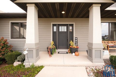 Tiny photo for 1028 8th Ave SE Ave, Sioux Center, IA 51250 (MLS # 830802)