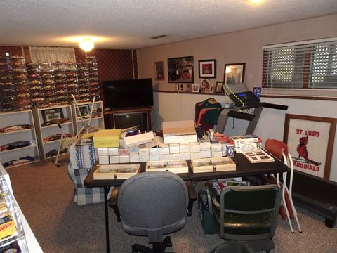 Tiny photo for 601 SW Iowa Street, Orange City, IA 51041 (MLS # 832413)