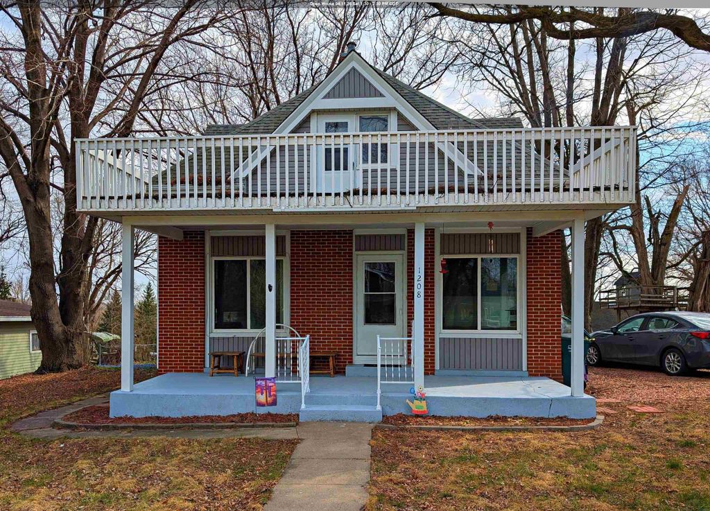 Photo of 1208 9th Street, Hawarden, IA 51023 (MLS # 832406)