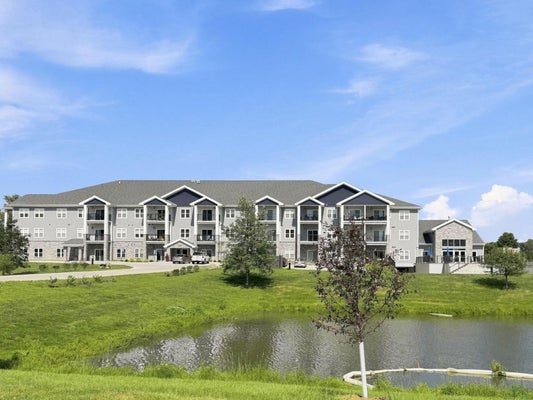 201 SUNRISE PARK RD APT 111, STORM LAKE, IA 50588 - Image a8bc6b46d5b6a5ccec39fbfc2500da5c/1796787976