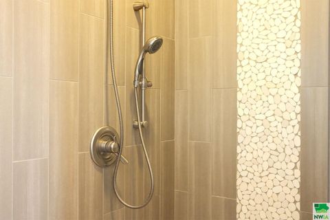 Tiny photo for 103 Andrews Court, Alton, IA 51003 (MLS # 829178)