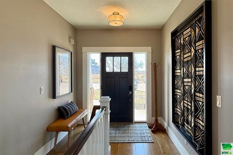 Tiny photo for 103 Andrews Court, Alton, IA 51003 (MLS # 829178)