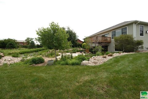 Tiny photo for 103 Andrews Court, Alton, IA 51003 (MLS # 829178)
