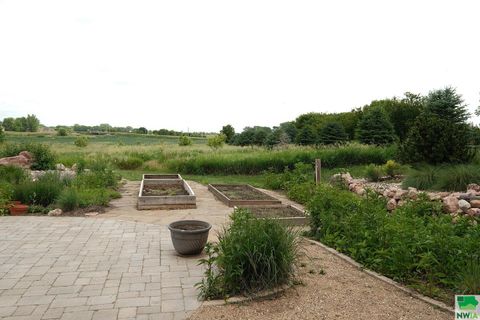 Tiny photo for 103 Andrews Court, Alton, IA 51003 (MLS # 829178)