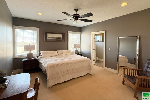 Tiny photo for 103 Andrews Court, Alton, IA 51003 (MLS # 829178)